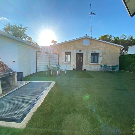 Casitas El Raso Villa Aldeamayor de San Martin Bagian luar foto